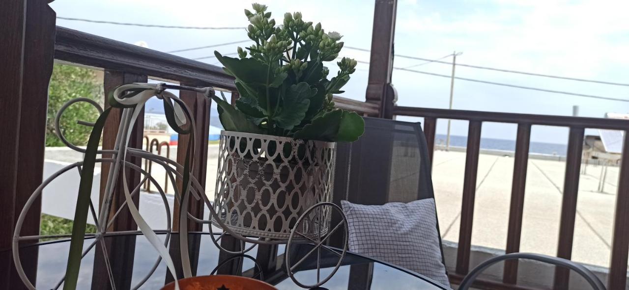 Villa Evgenia Ierissos Eksteriør billede